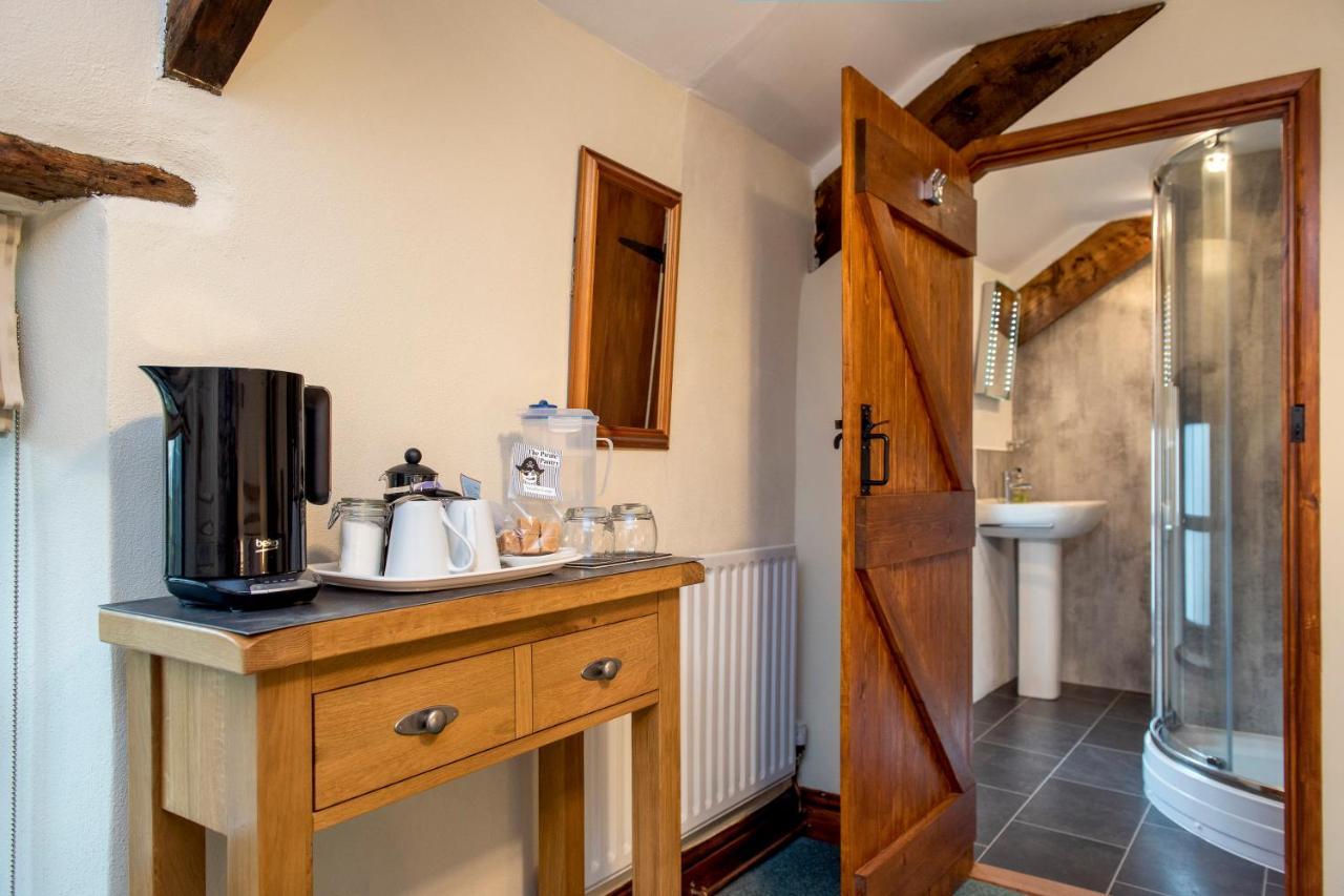 The White Cottage B&B Saint Teath エクステリア 写真
