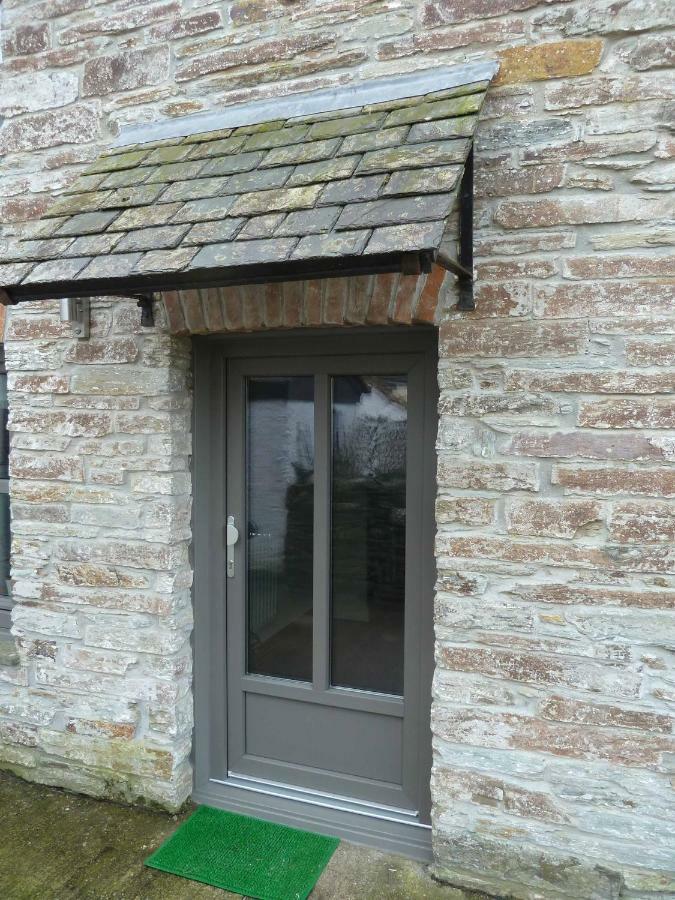The White Cottage B&B Saint Teath エクステリア 写真